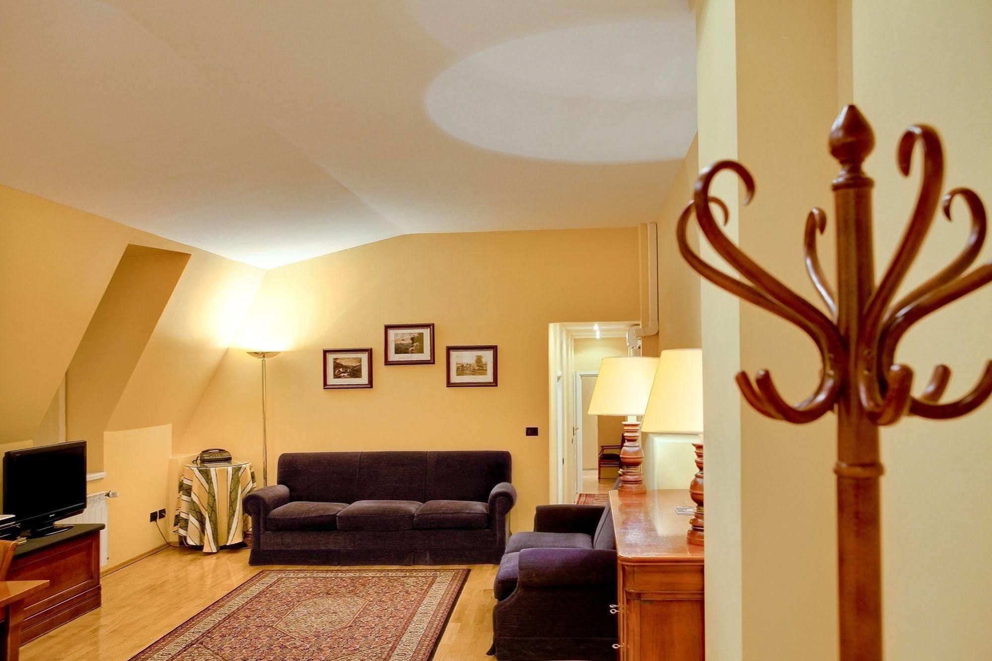 Hotel apartamentowy St. Andrew's Palace