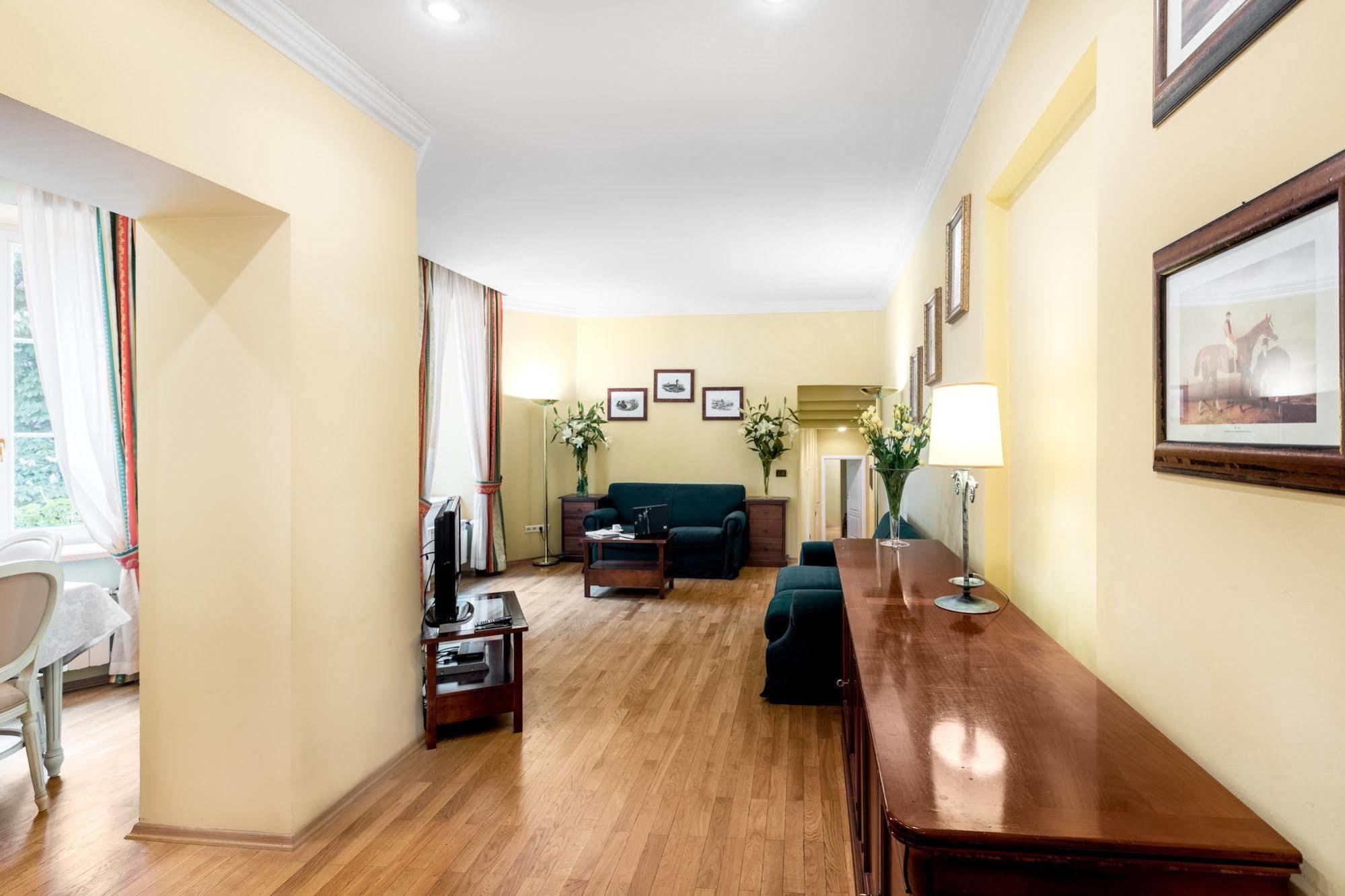 St. Andrew's Palace Hotel apartamentowy Warszawa